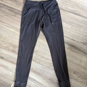 Born primitive grit fusion leggings